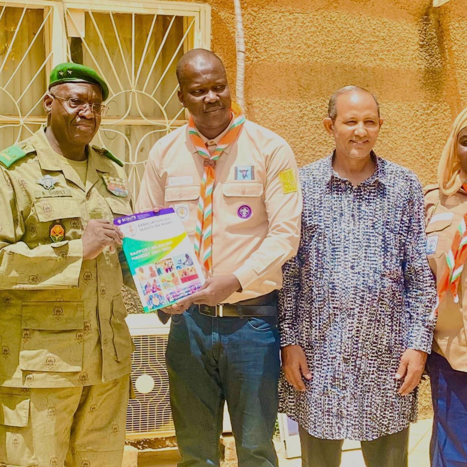 Rencontre du Président de la HACP avec une délégation des Scouts du Niger